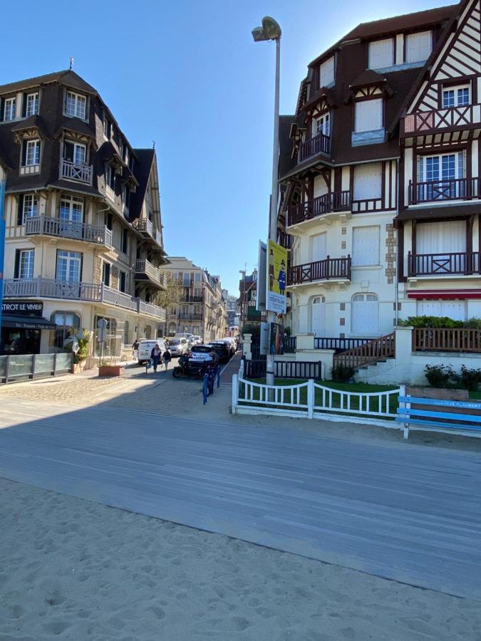 Le Petit Flaubert Appartement Trouville-sur-Mer Buitenkant foto